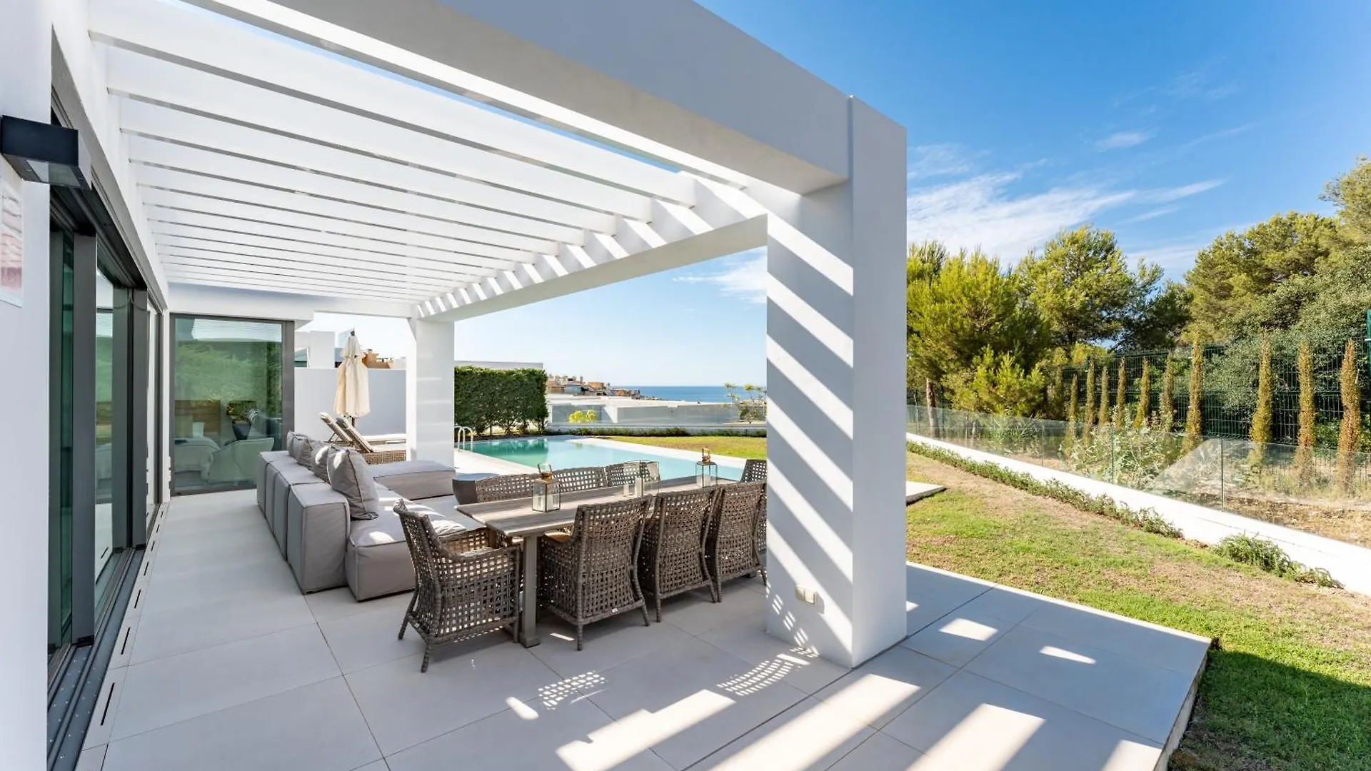 Lujosa Villa Con Vistas Al Mar Marbella
