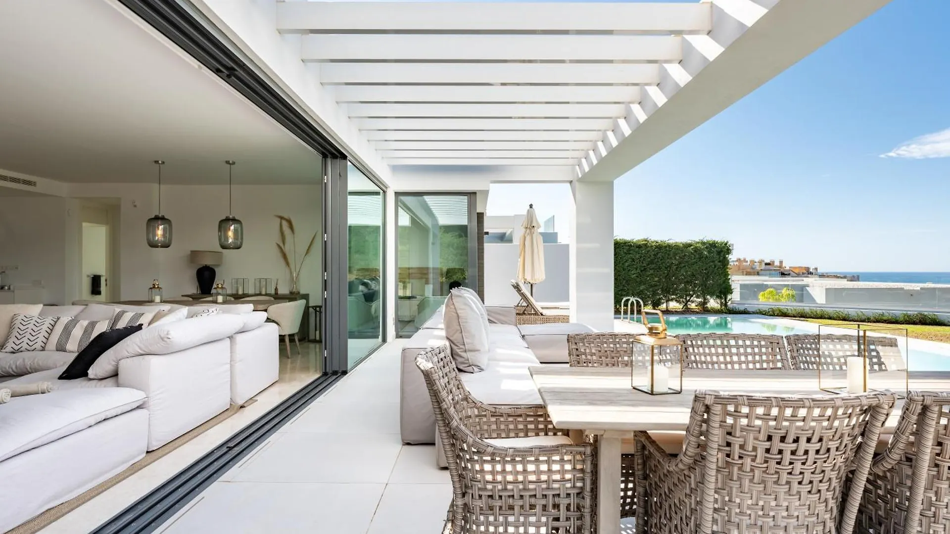 Lujosa Villa Con Vistas Al Mar Marbella