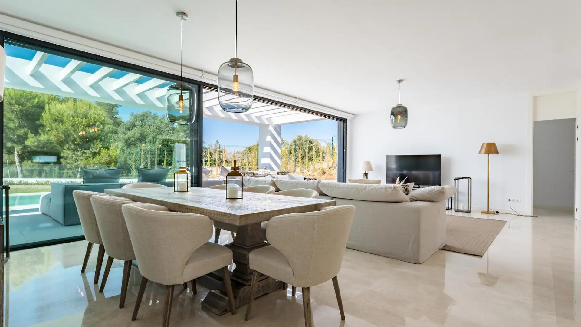 Lujosa Villa Con Vistas Al Mar Marbella